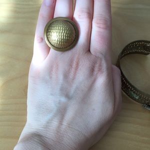 Sarah Cavender Artist-Made Ring 8